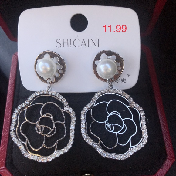 Korean style earrings - Picture 3 of 5